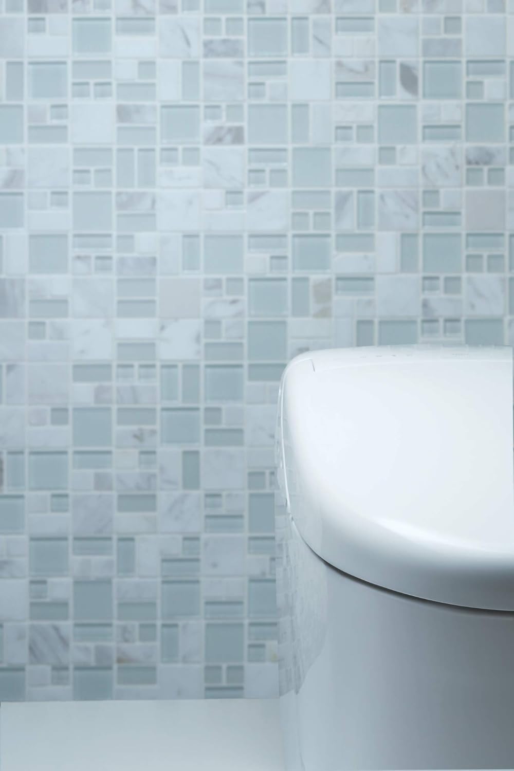 TOTO MS988CUMFG#01 NEOREST RH Dual Flush 1.0 or 0.8 GPF Toilet with Intergeated Bidet Seat and EWATER+, Cotton White
